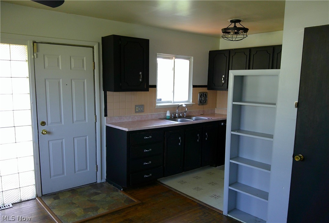 1168 Jeanie J Avenue Property Photo 4