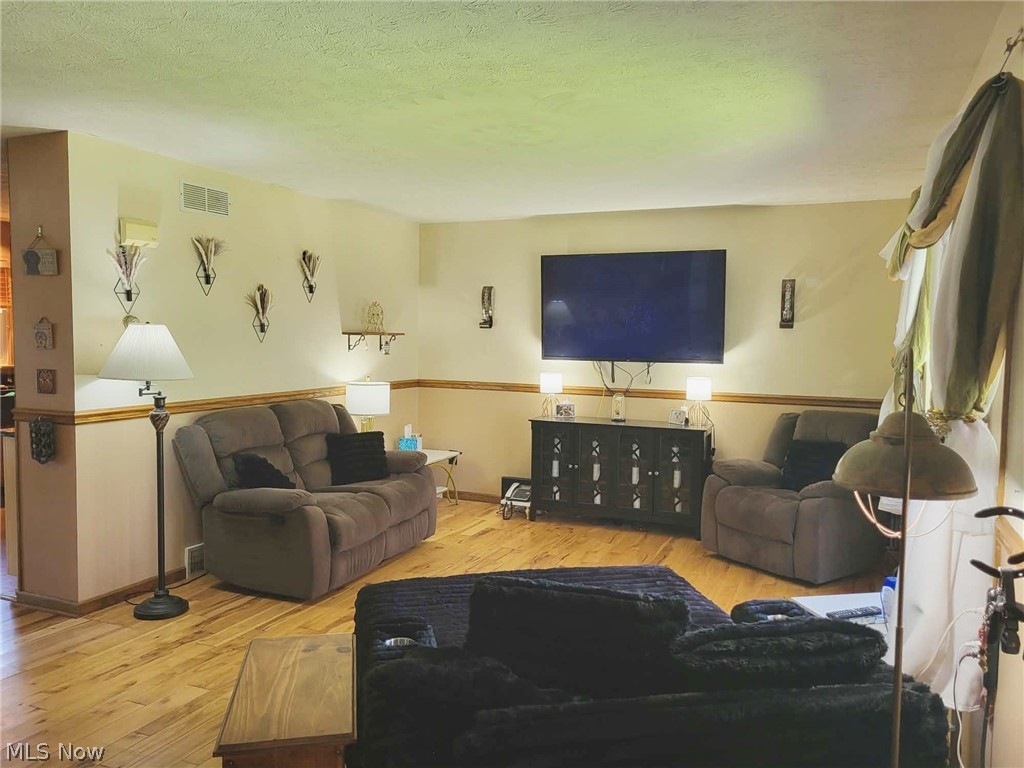 25 Oak Drive Property Photo 8