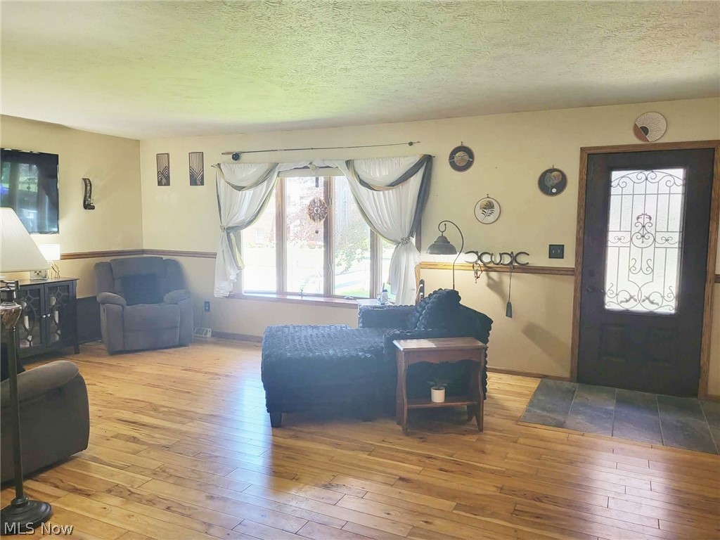25 Oak Drive Property Photo 10