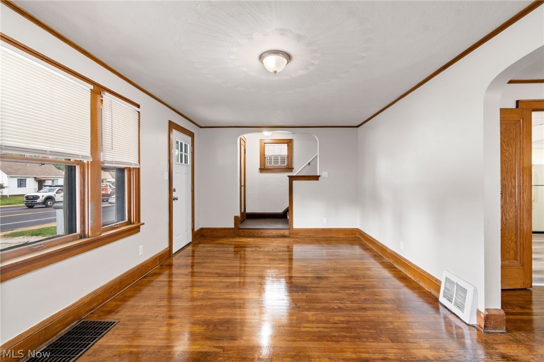 626 E Wilbeth Road Property Photo 3