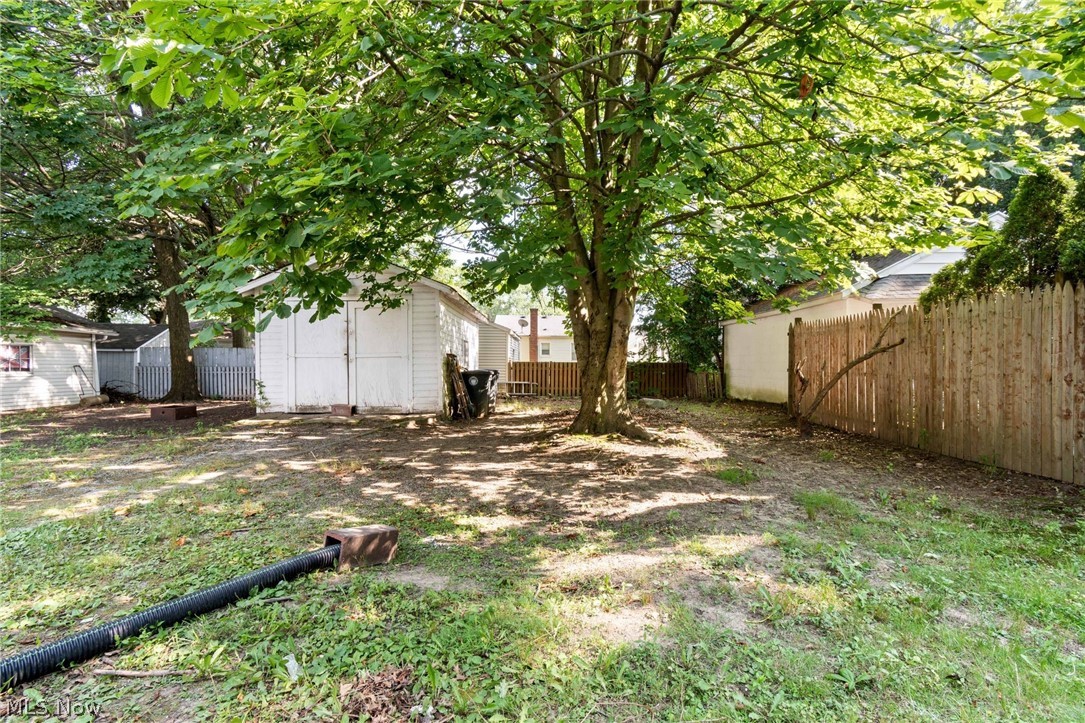 626 E Wilbeth Road Property Photo 23