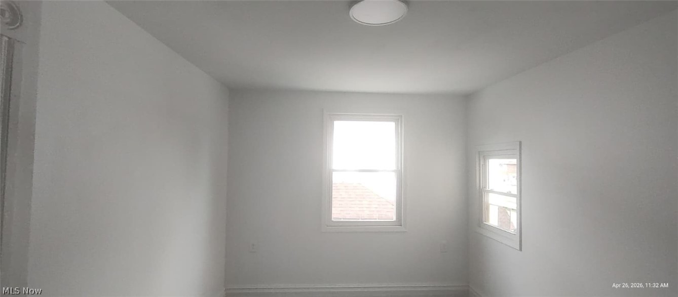 1410 E 45th Street Property Photo 17