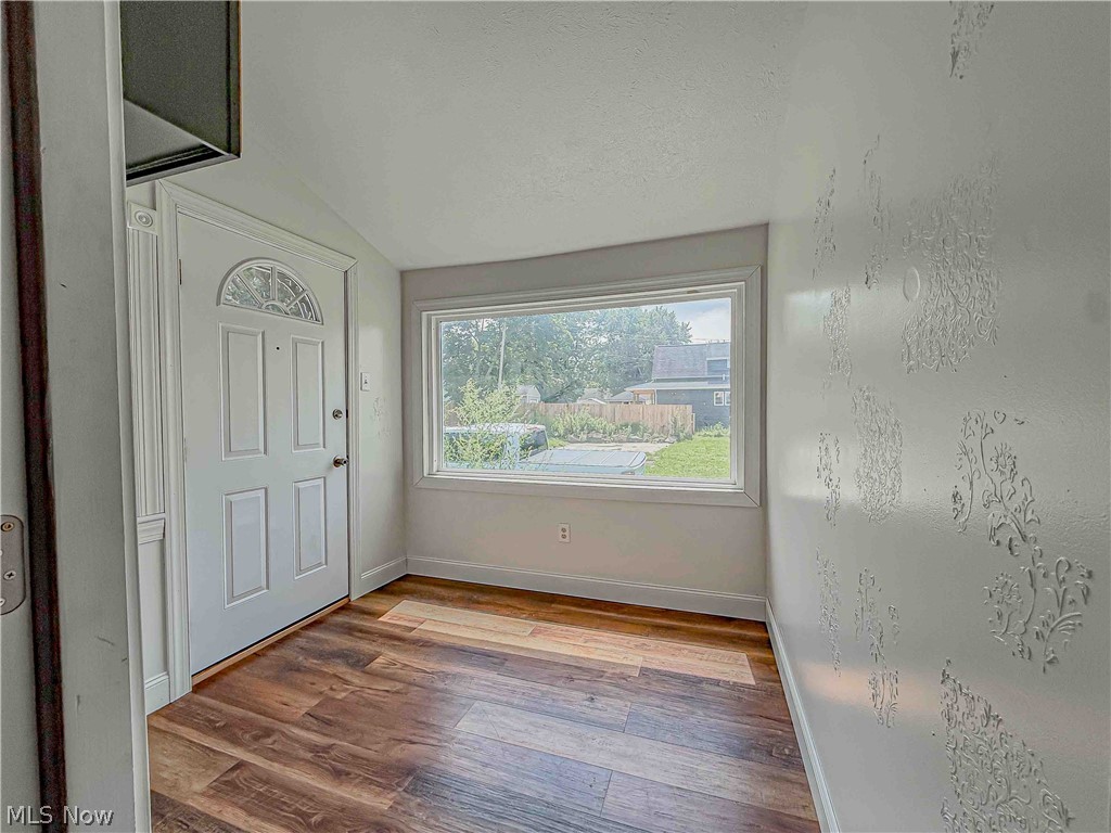 389 High Street Property Photo 15