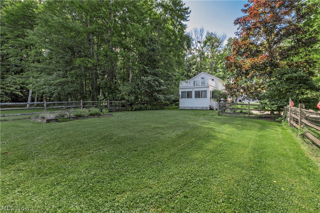 15879 Hemlock Road Property Photo 1