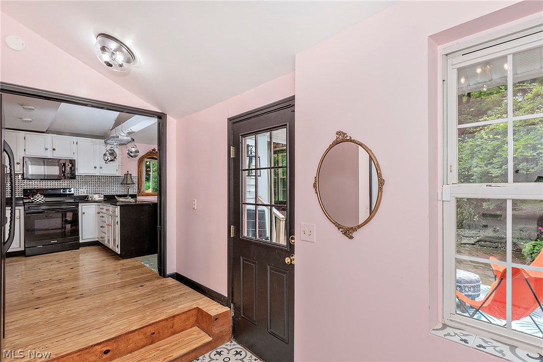 15879 Hemlock Road Property Photo 13