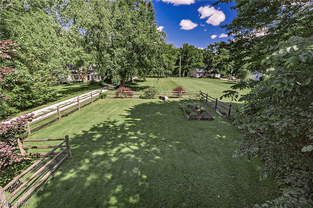 15879 Hemlock Road Property Photo 28
