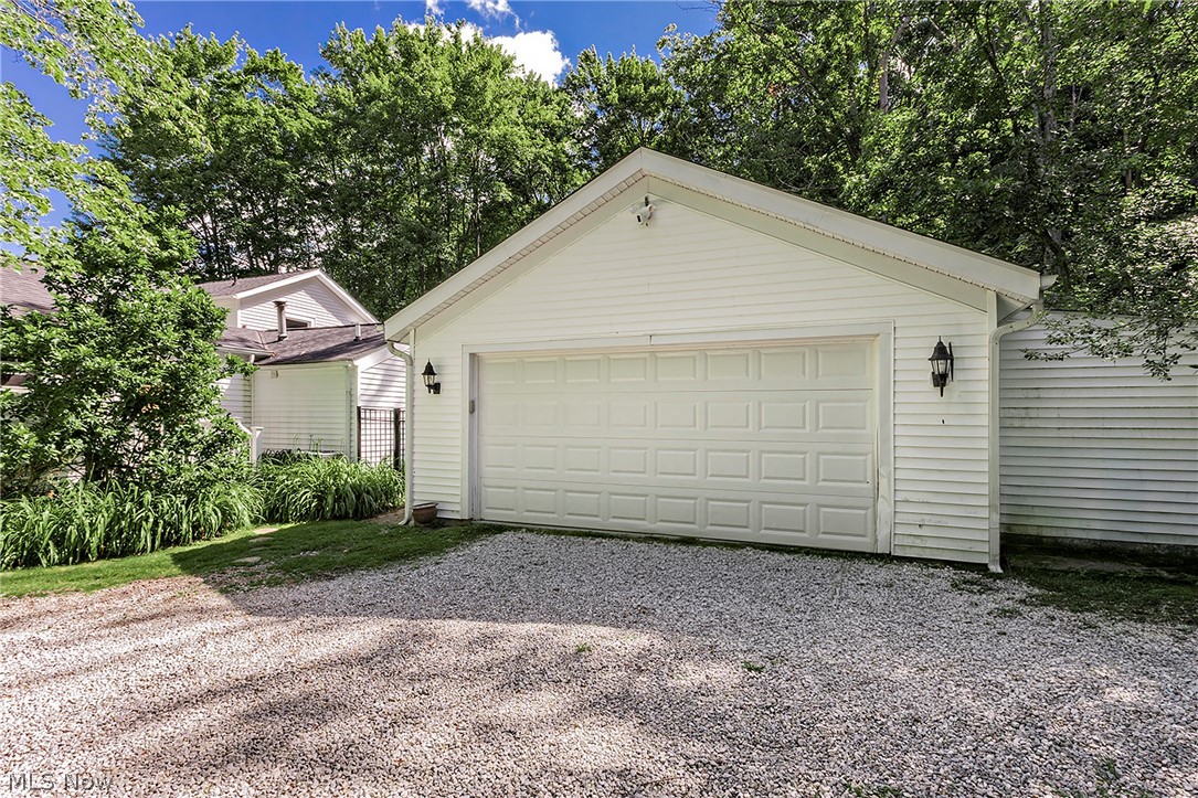 15879 Hemlock Road Property Photo 44