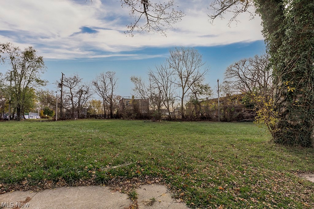 13614 Glenside Road Property Photo 1
