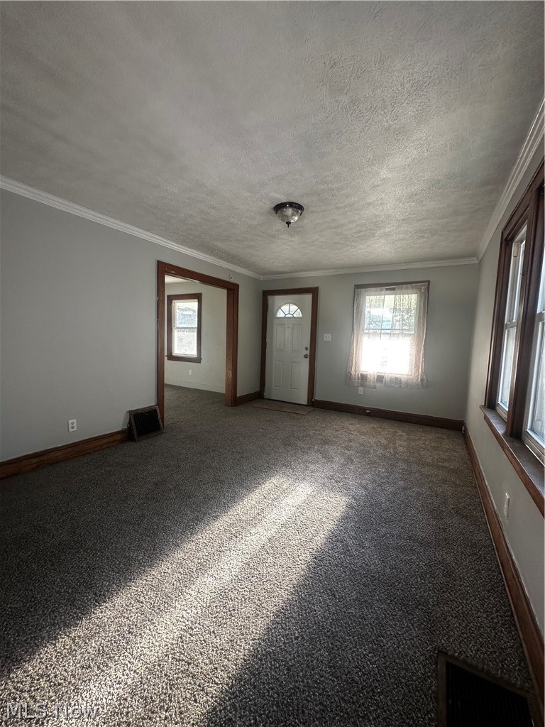 535 Mohawk Avenue Property Photo 4