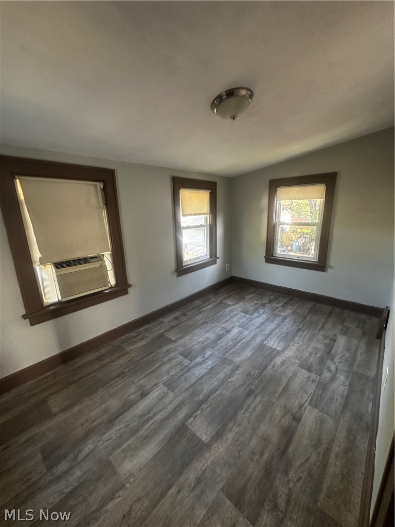 535 Mohawk Avenue Property Photo 8