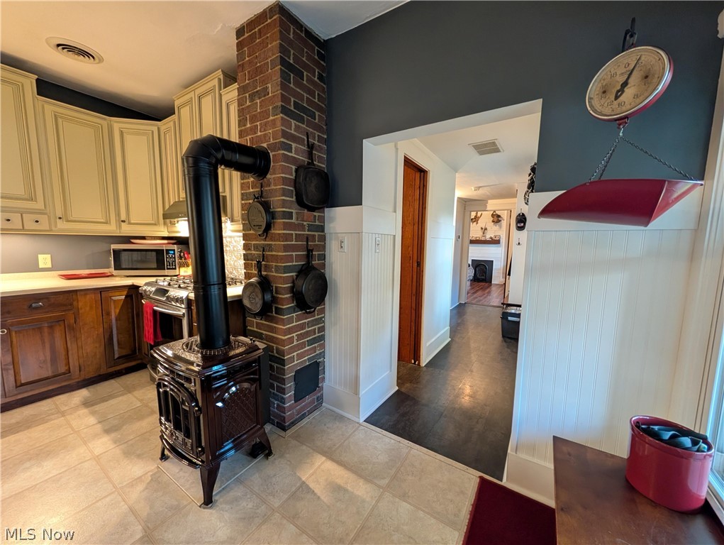 412 High Street Property Photo 15