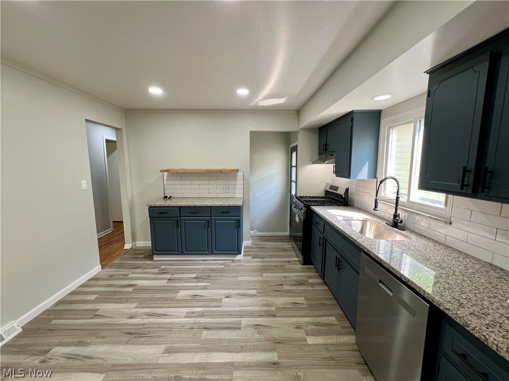 14417 Maple Avenue Property Photo 9