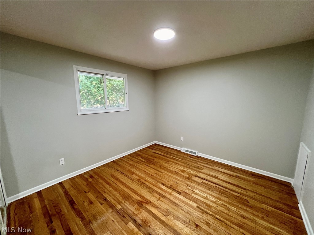 14417 Maple Avenue Property Photo 16