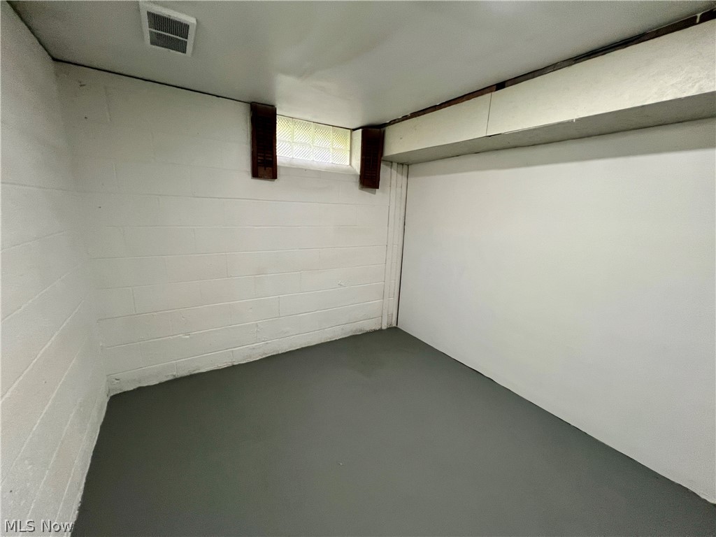 14417 Maple Avenue Property Photo 18