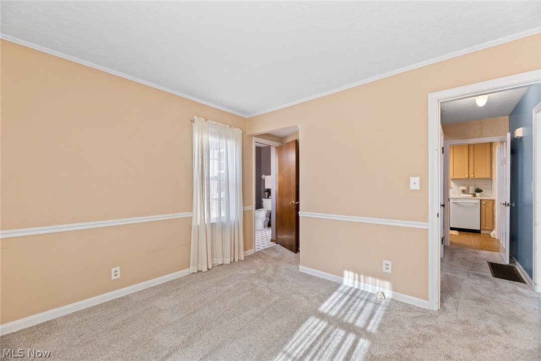 2603 Graham Avenue Property Photo 17