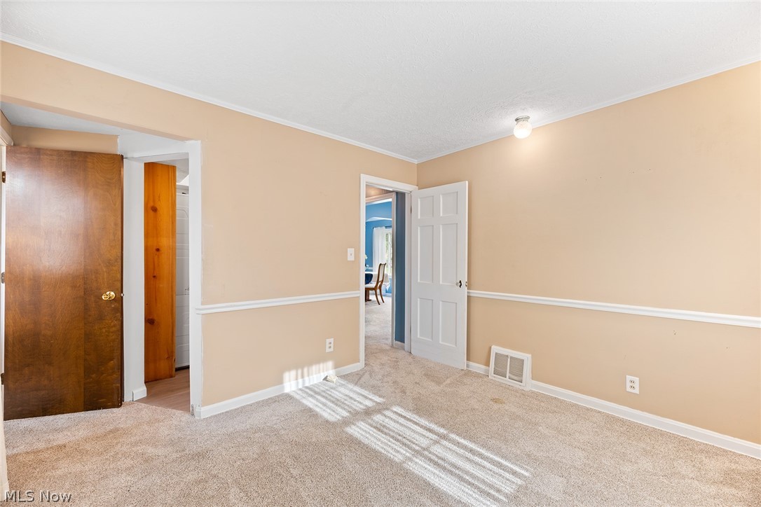 2603 Graham Avenue Property Photo 18