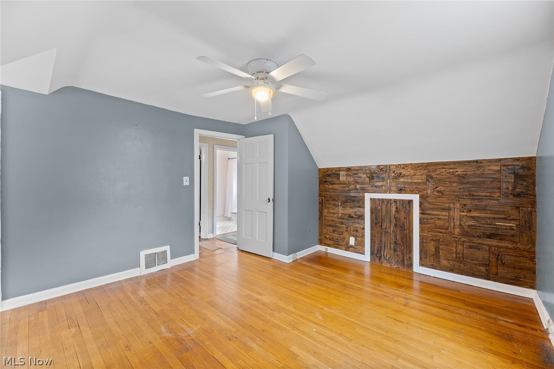 2603 Graham Avenue Property Photo 25