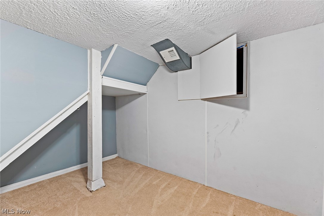 2603 Graham Avenue Property Photo 29