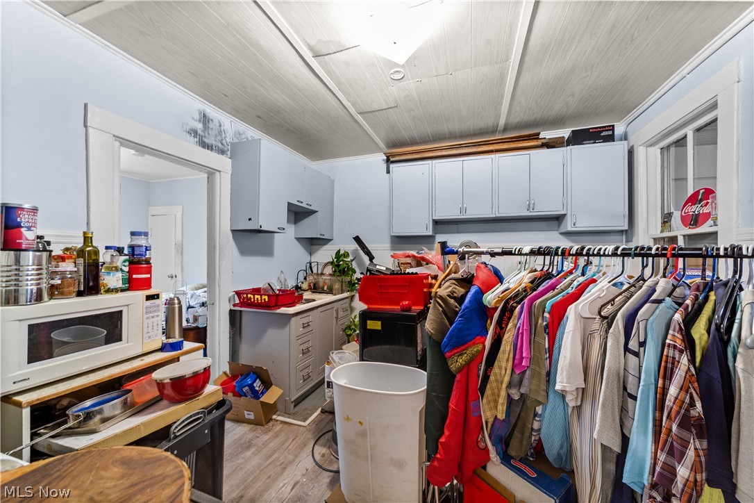448 Delaware Avenue Property Photo 7
