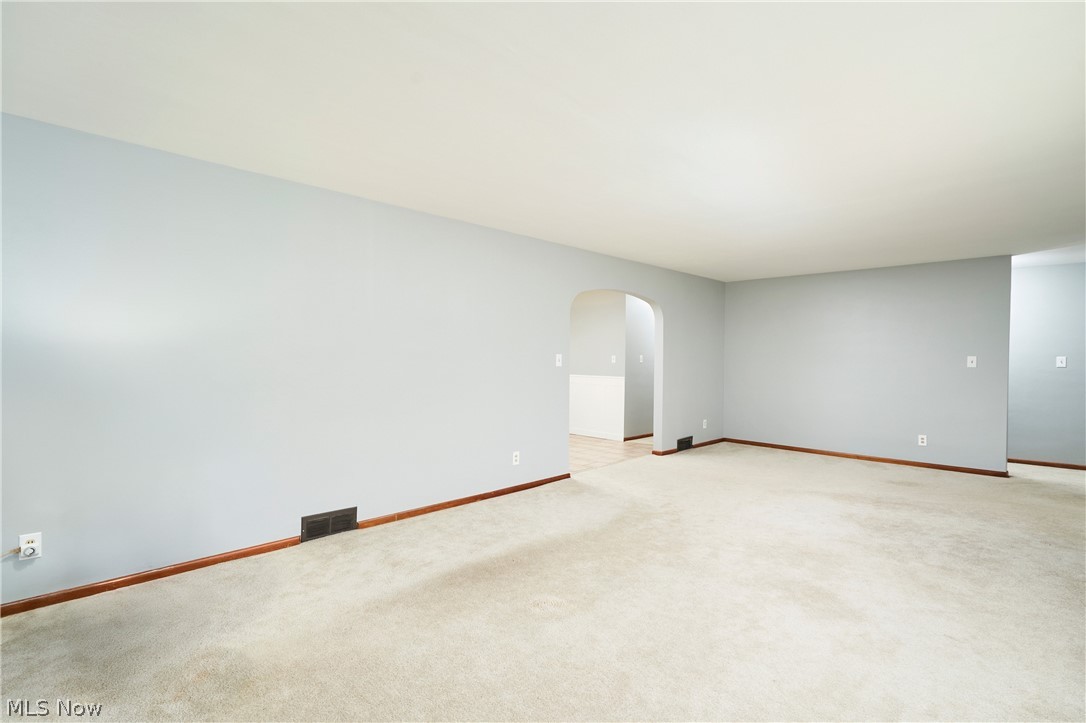 1103 Owsley Road Property Photo 4