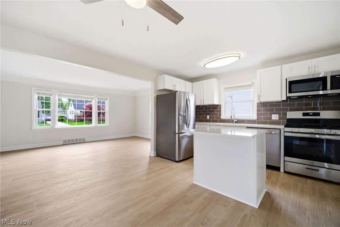 4276 Grove Avenue Property Photo 3