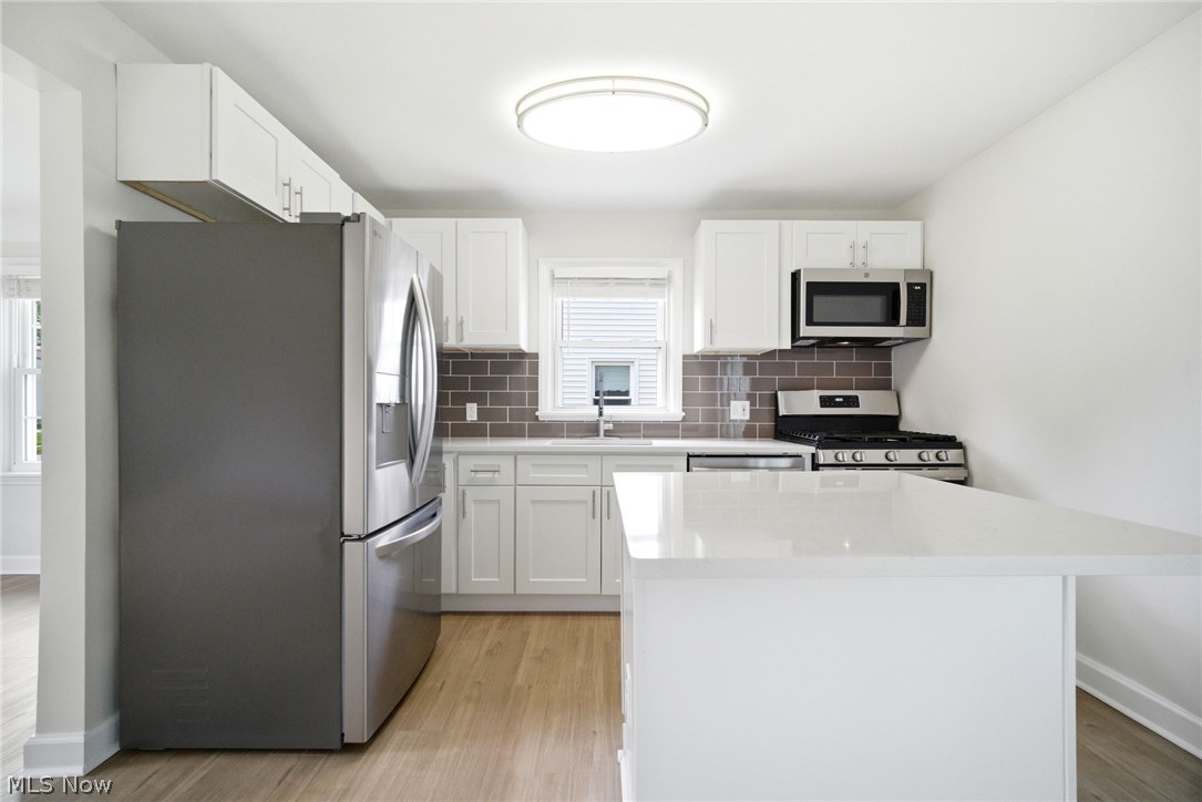 4276 Grove Avenue Property Photo 4