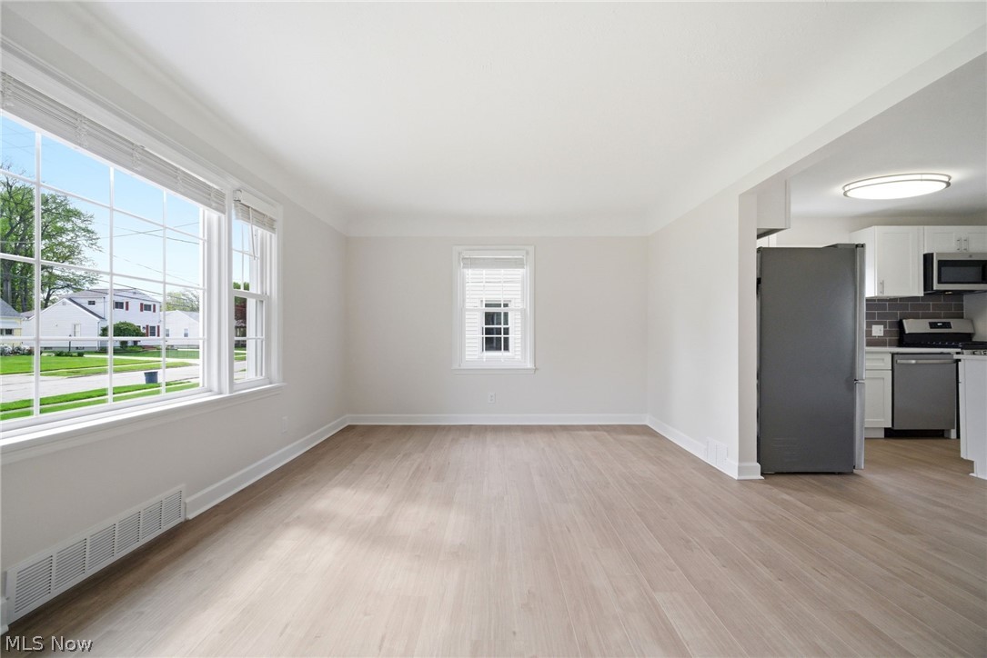 4276 Grove Avenue Property Photo 7