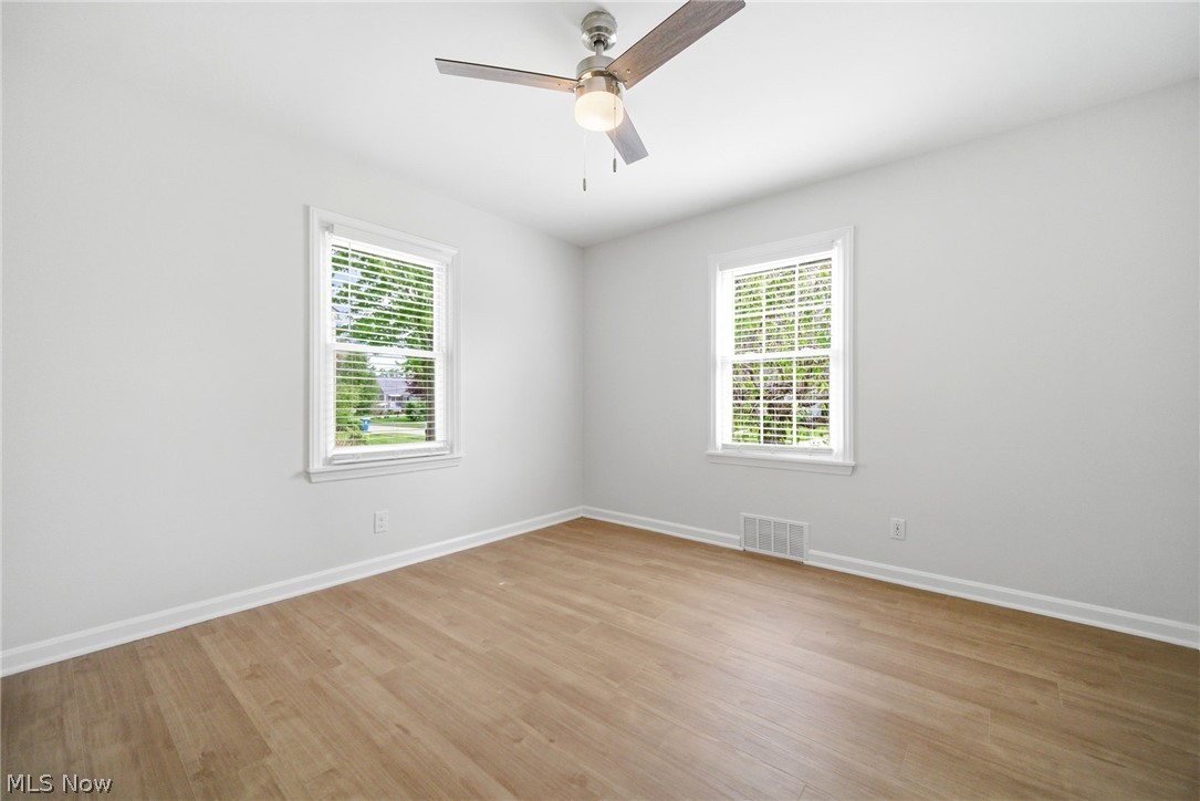 4276 Grove Avenue Property Photo 11