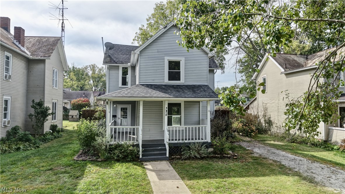 325 W Maryland Avenue Property Photo 1