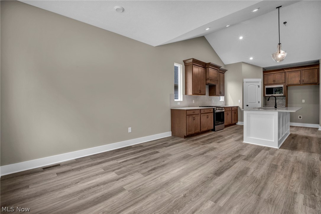 6113 Grey Heron Drive Property Photo 6