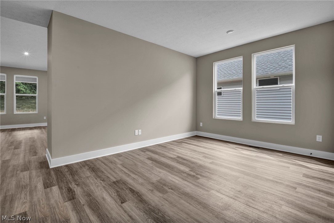 6113 Grey Heron Drive Property Photo 10