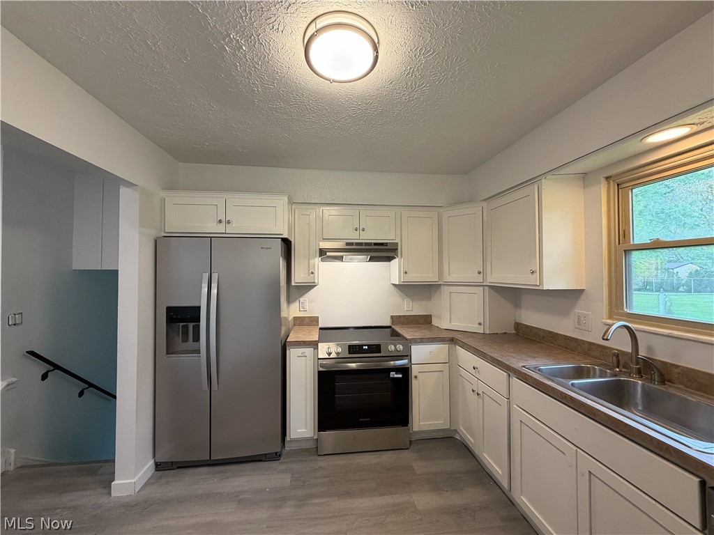 102 California Avenue Property Photo 2