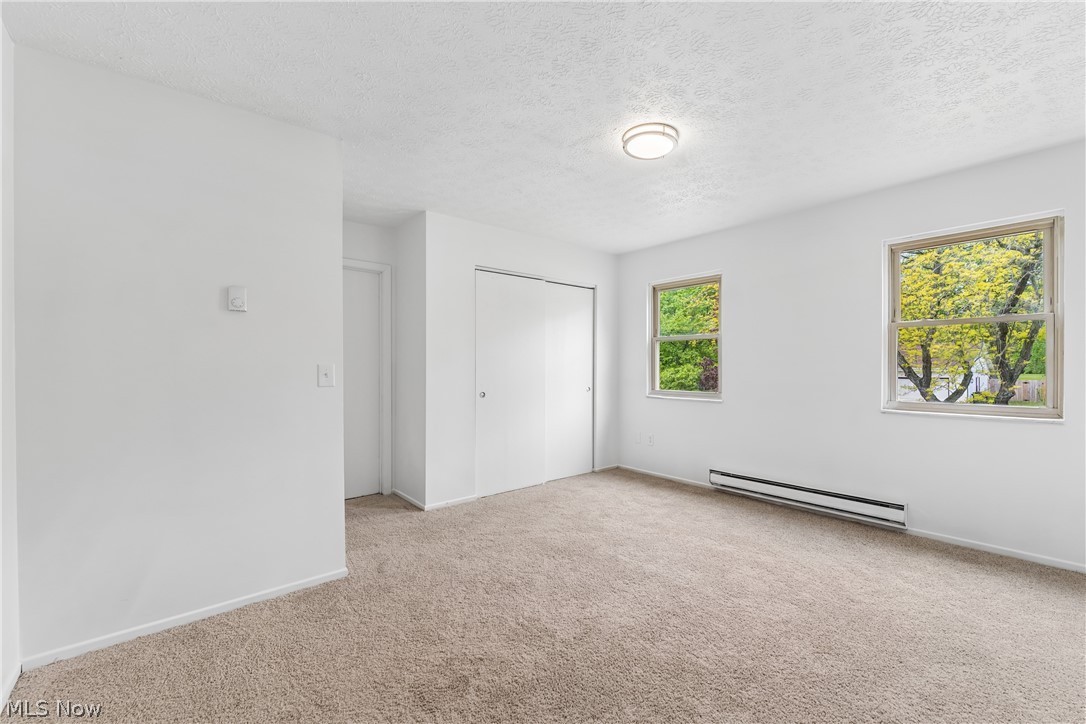 102 California Avenue Property Photo 4
