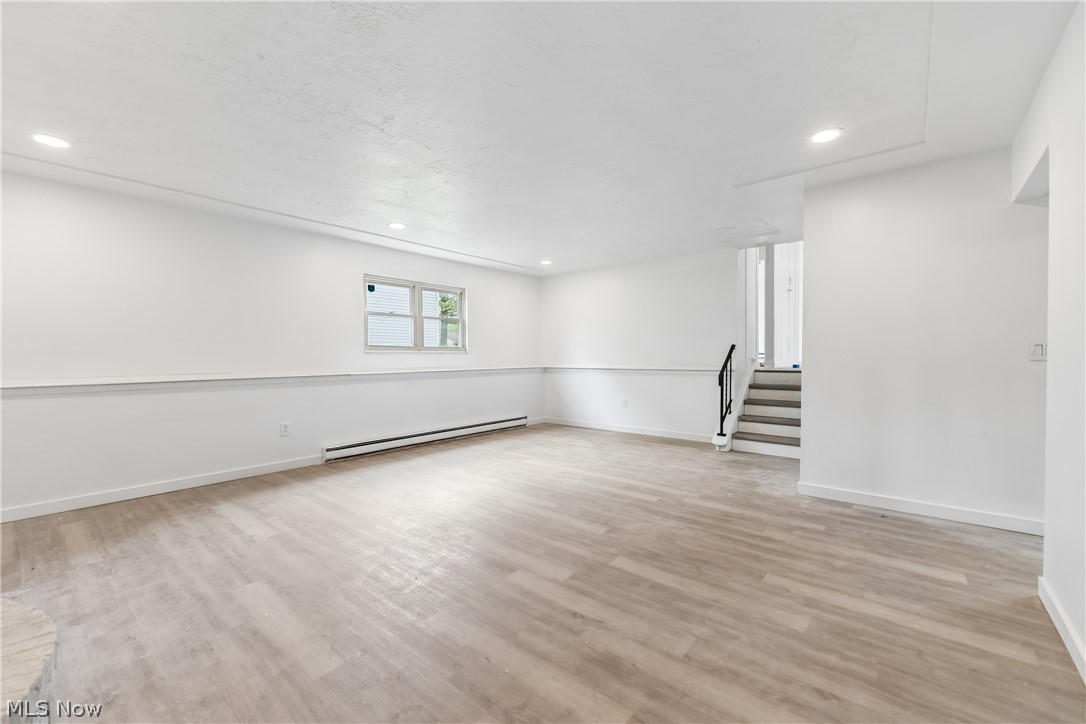 102 California Avenue Property Photo 14