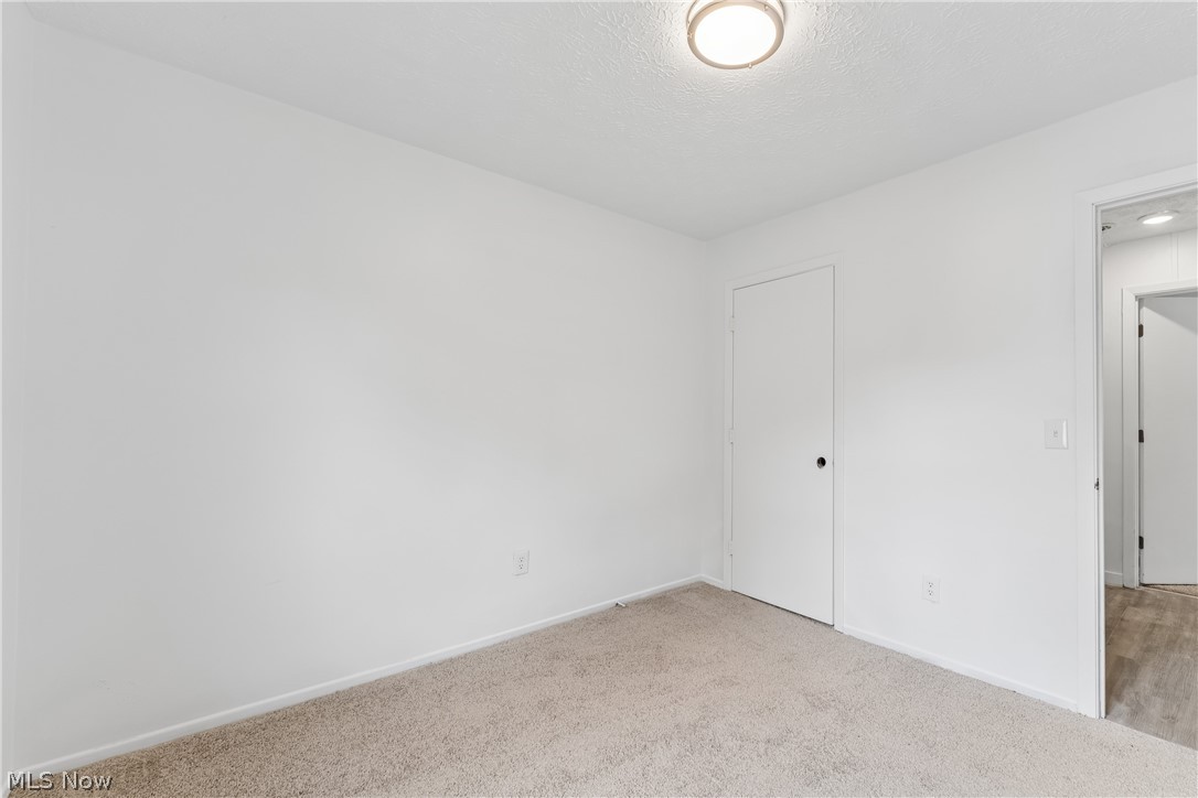 102 California Avenue Property Photo 21