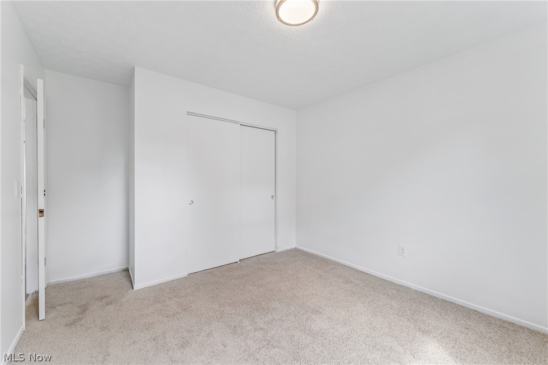 102 California Avenue Property Photo 24