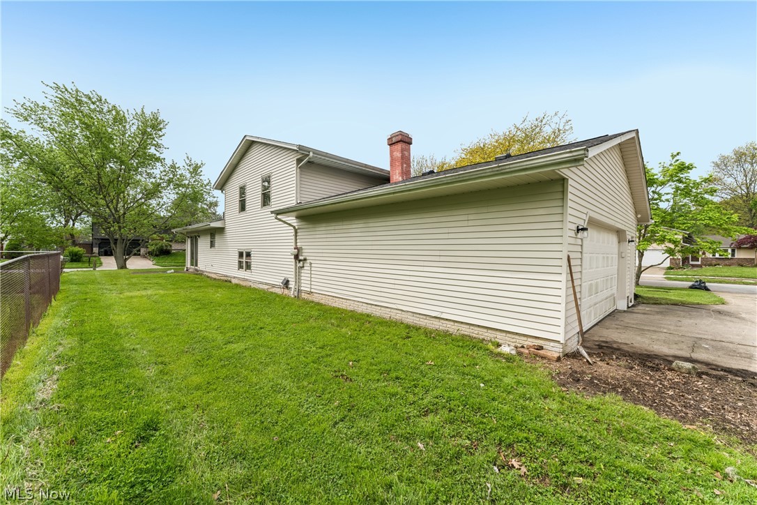 102 California Avenue Property Photo 27