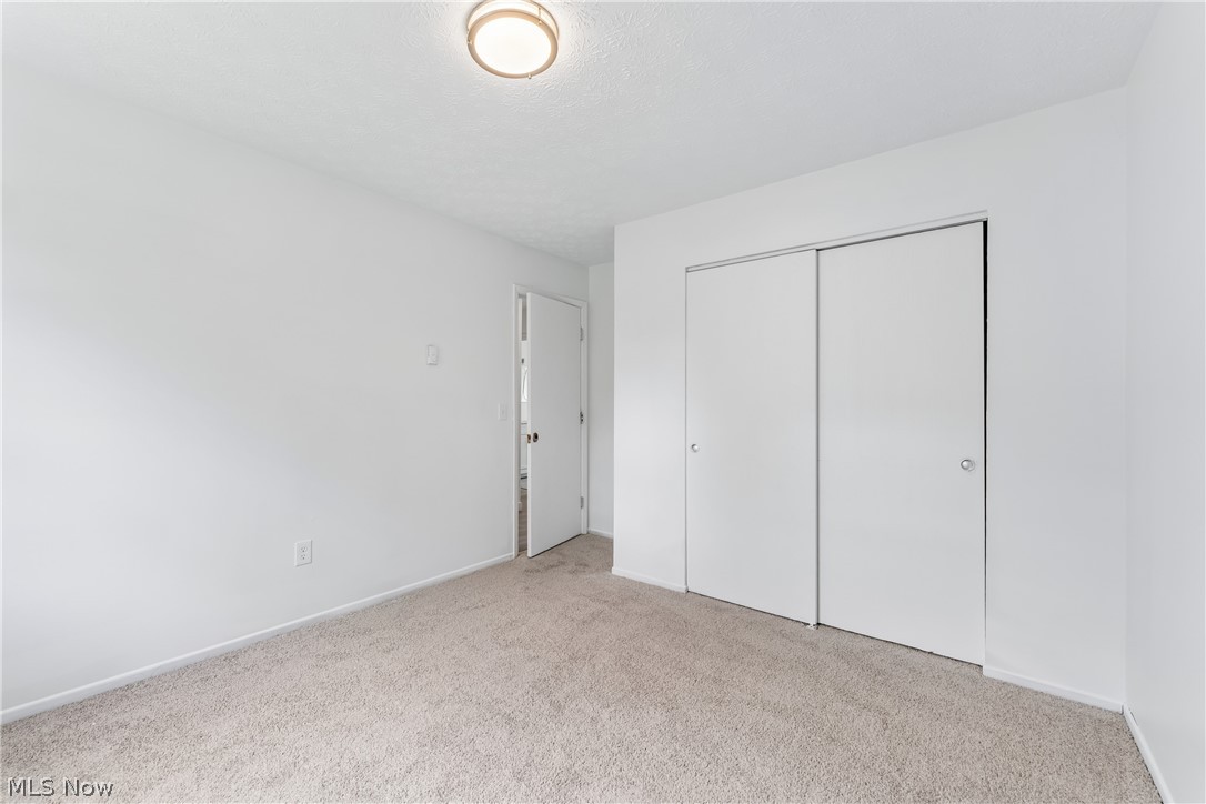 102 California Avenue Property Photo 32