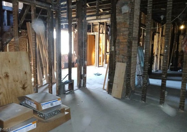 7112 Duluth Avenue Property Photo 8
