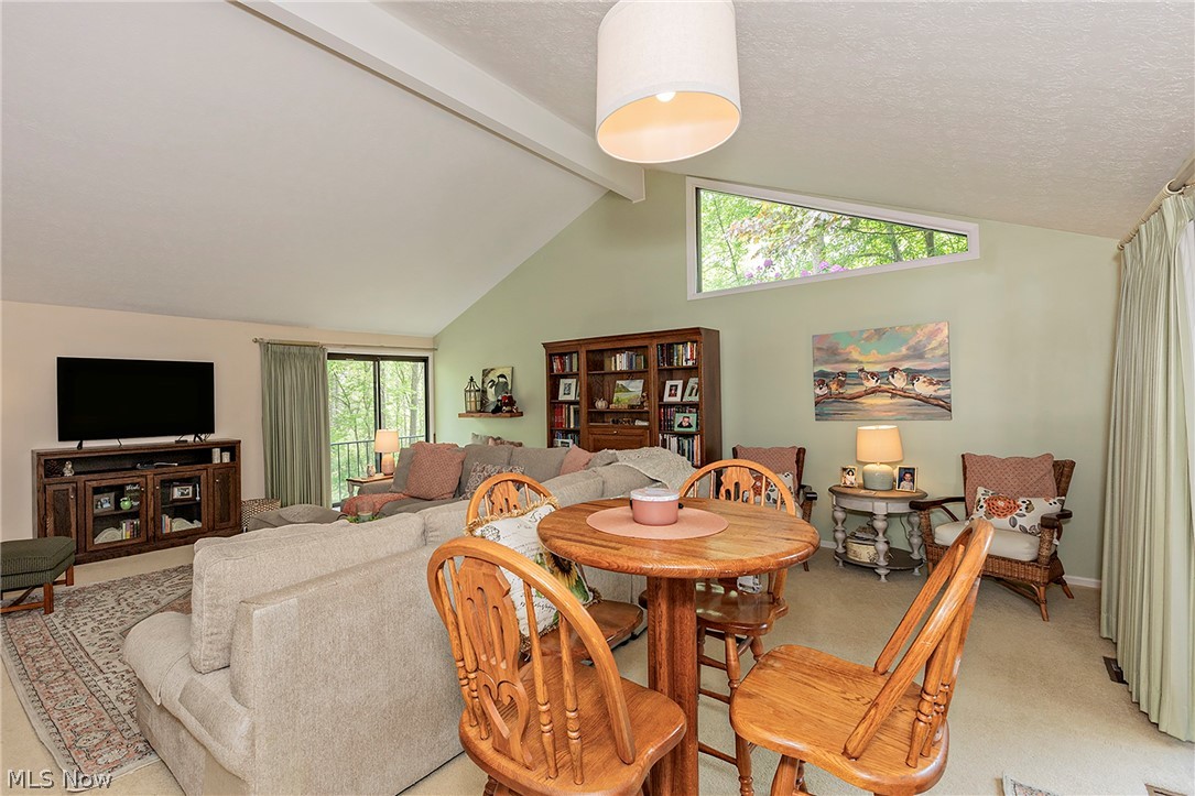 1936 Hemlock Drive Property Photo 24
