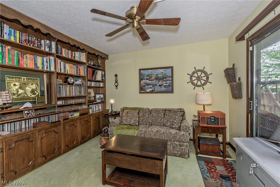 1936 Hemlock Drive Property Photo 40