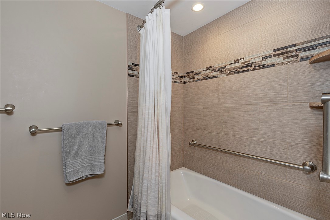 1936 Hemlock Drive Property Photo 43