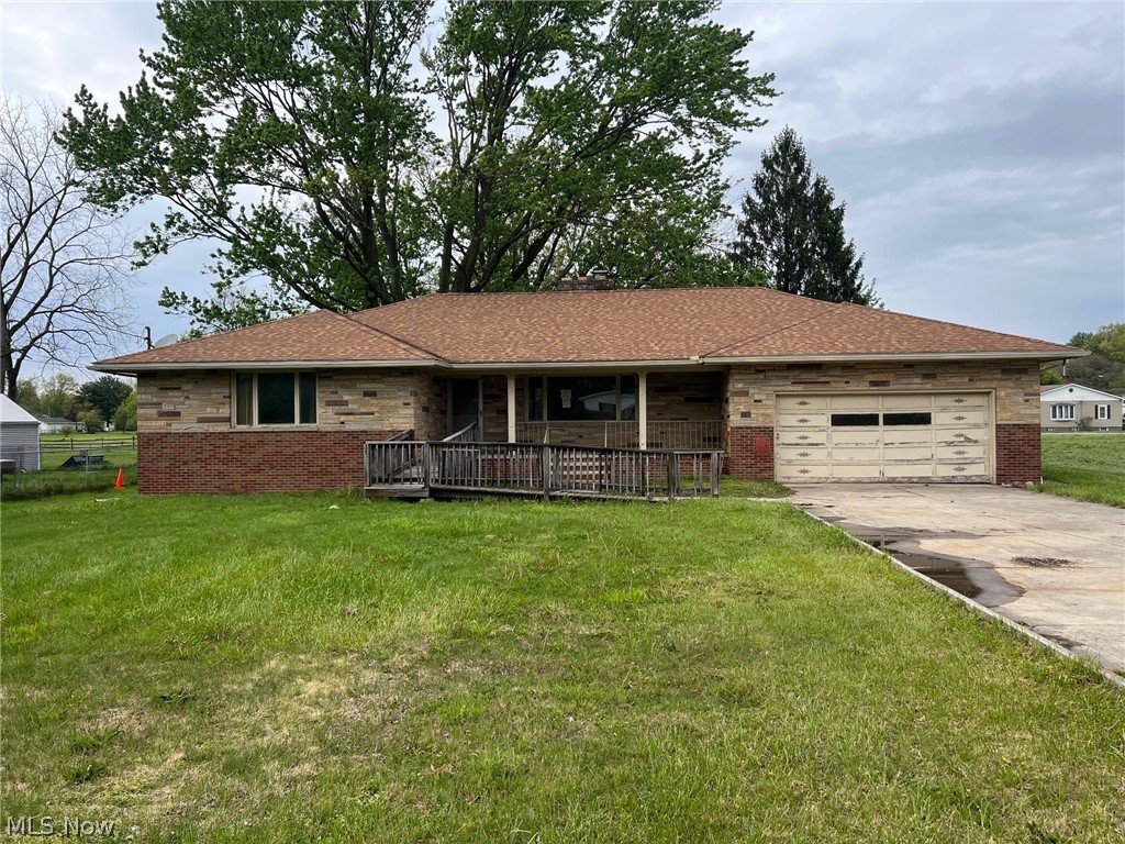 156 Cooper Foster Park Road W Property Photo 1