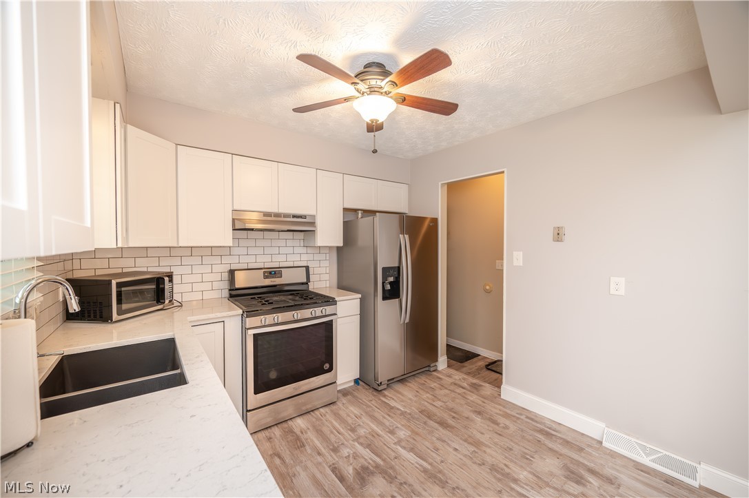 4829 New Road Property Photo 6