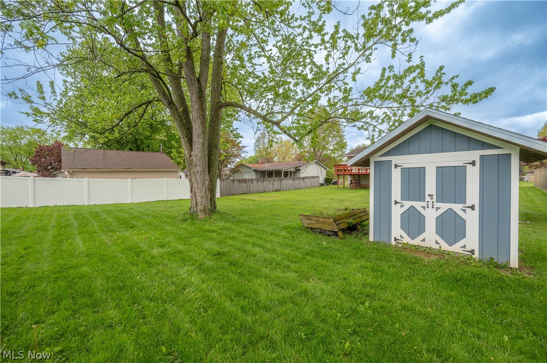 4829 New Road Property Photo 46