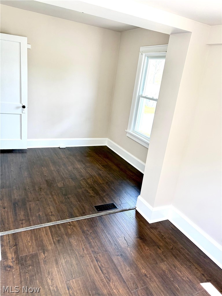 665 Gilbert Avenue Property Photo 8