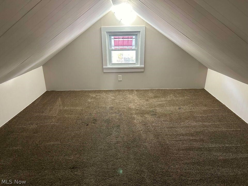 665 Gilbert Avenue Property Photo 15