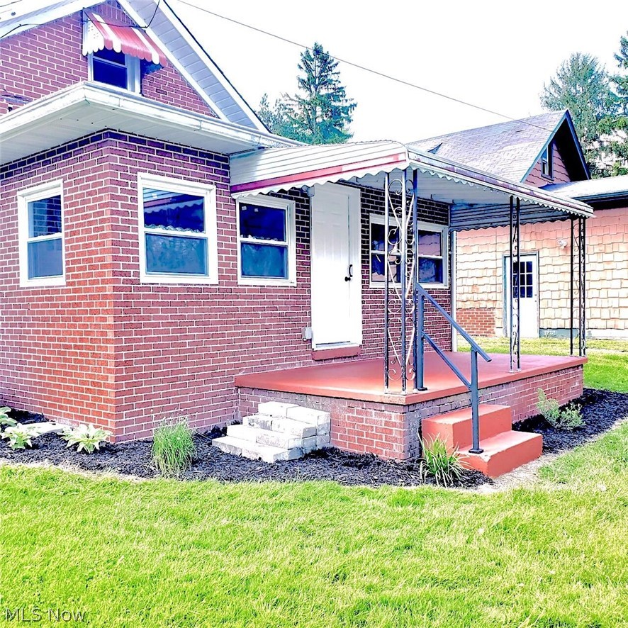 665 Gilbert Avenue Property Photo 17