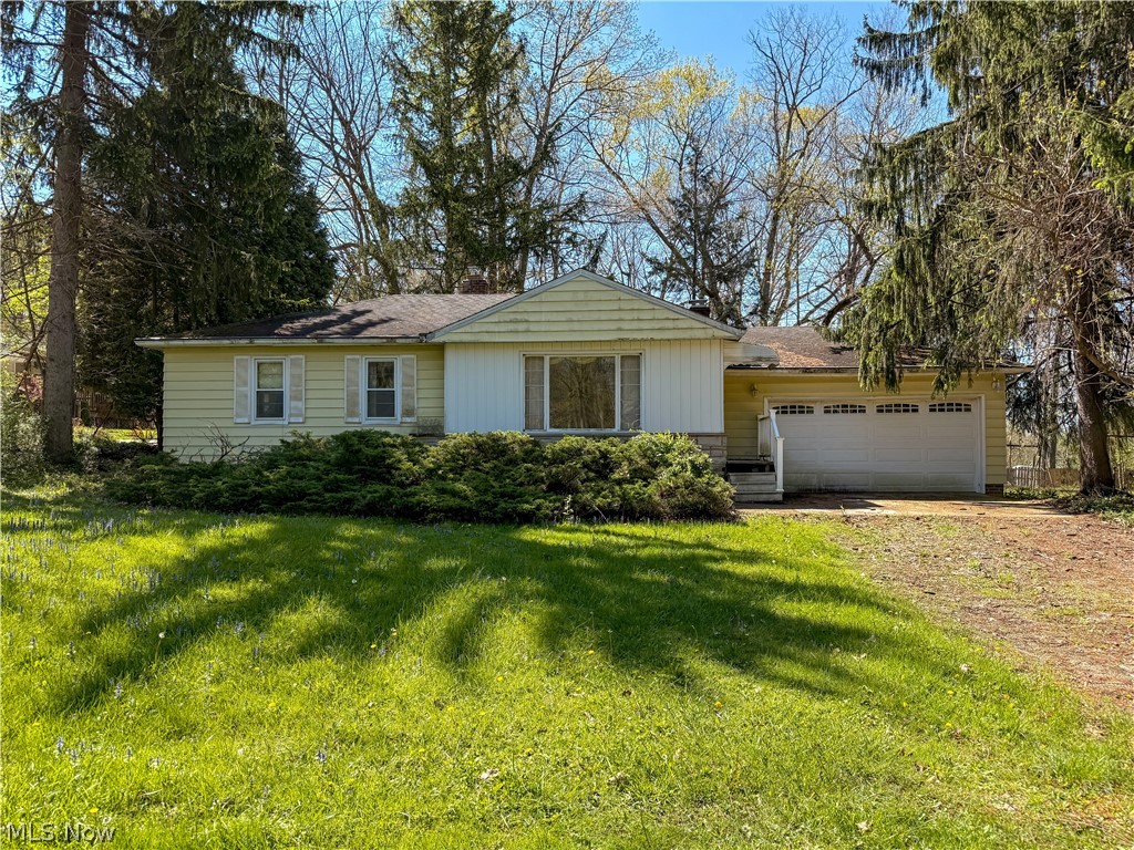 9187 Wallings Road Property Photo 1