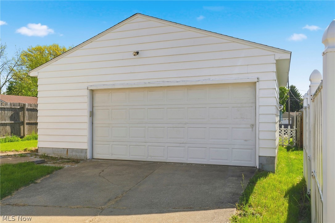 643 Stevenson Avenue Property Photo 16